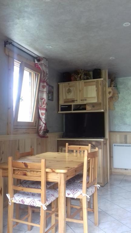 La Grange 4 Personnes Apartment *